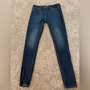 Levi 710 Super Skinny Jeans